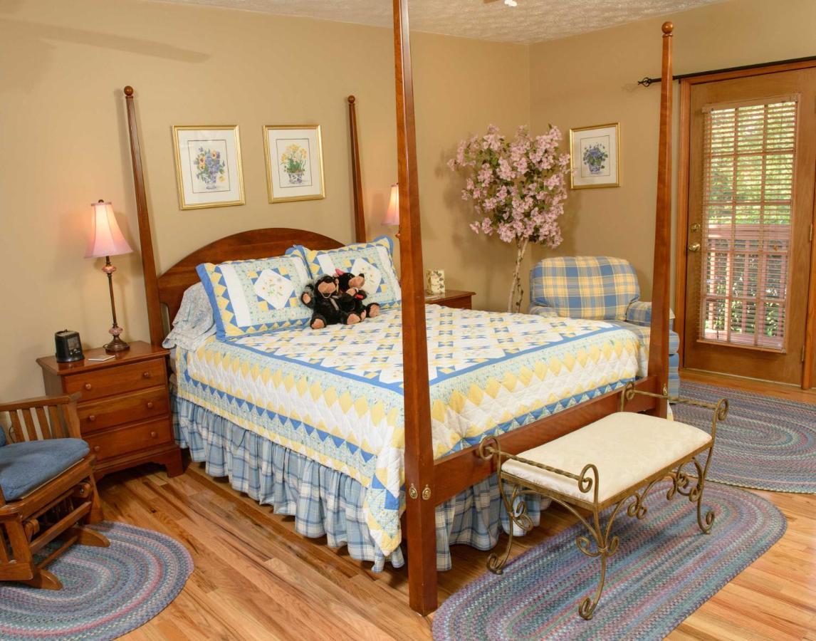 Berry Springs Lodge Sevierville Exteriör bild