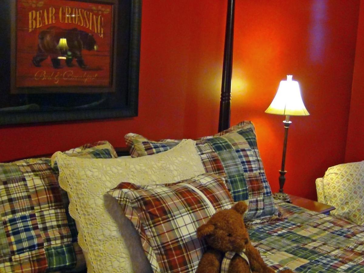 Berry Springs Lodge Sevierville Rum bild