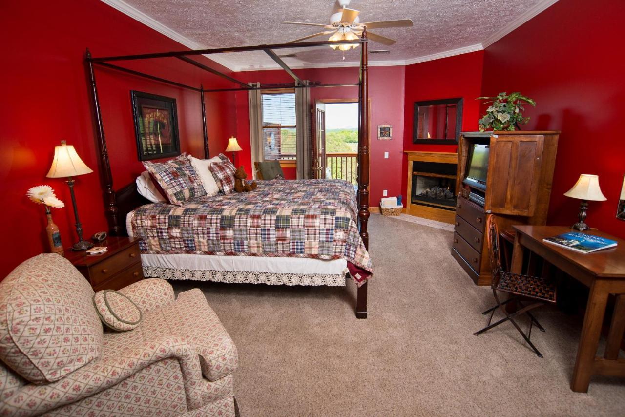 Berry Springs Lodge Sevierville Rum bild