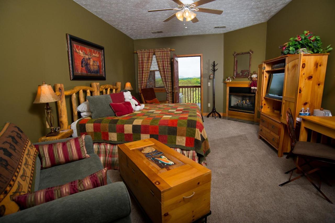 Berry Springs Lodge Sevierville Rum bild