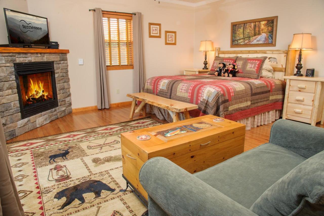 Berry Springs Lodge Sevierville Rum bild