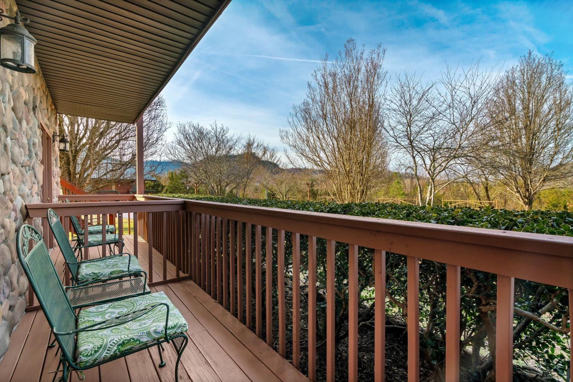 Berry Springs Lodge Sevierville Exteriör bild